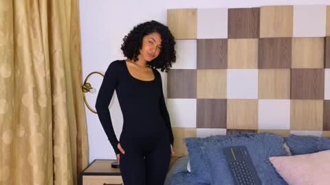 Andrea online show from January 12, 9:19 pm