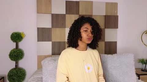 Andrea online show from February 5, 11:02 am