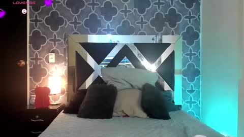 adele cruzz online show from February 14, 12:40 am