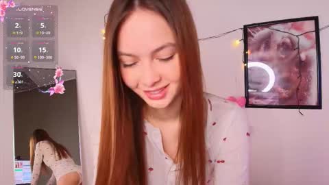 Snapshot of adele_farrell chatting on February 15, 2:30 am Adele online show from February 15, 2:30 am