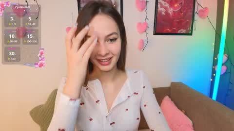 Snapshot of adele_farrell chatting on April 3, 2:20 am Adele online show from April 3, 2:20 am