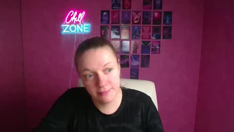 Adele online show from December 5, 6:48 pm