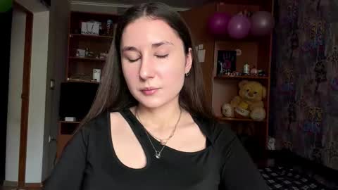 Poly online show from March 3, 6:08 am