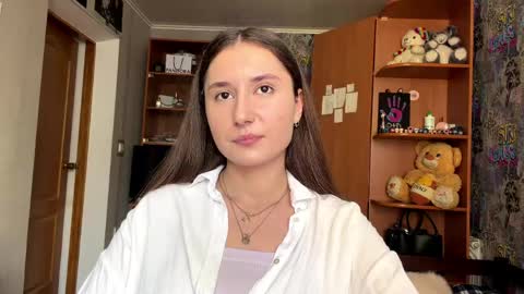 Poly online show from April 13, 10:54 am