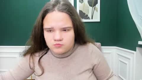 adelecruzz online show from January 31, 8:11 am