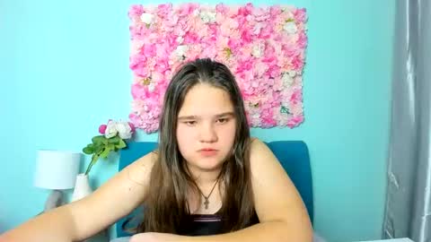 adelecruzz online show from February 24, 4:58 pm