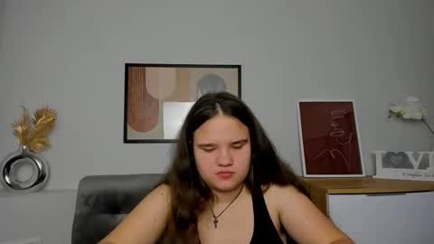 adelecruzz online show from March 1, 1:18 pm