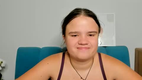 adelecruzz online show from October 2, 12:23 pm