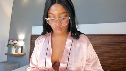 Snapshot of adelehottman chatting on September 24, 6:00 pm Adele online show from September 24, 6:00 pm