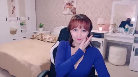 Snapshot of adelemoran chatting on January 25, 8:21 pm AdeleMoran online show from January 25, 8:21 pm