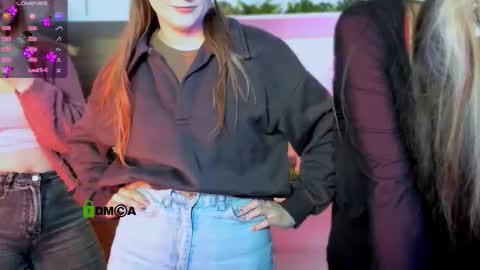 all three for u online show from November 12, 12:27 pm