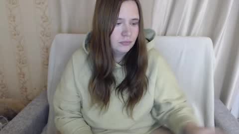 adelinalawson online show from December 18, 6:03 pm