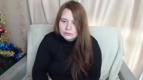 adelinalawson online show from February 14, 4:37 am