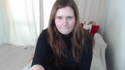 adelinalawson online show from March 4, 7:51 am