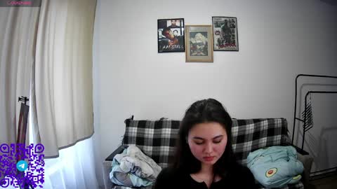 Anna online show from April 23, 3:25 pm