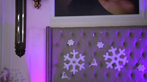 Snapshot of adelineking chatting on December 22, 3:22 am Ade online show from December 22, 3:22 am