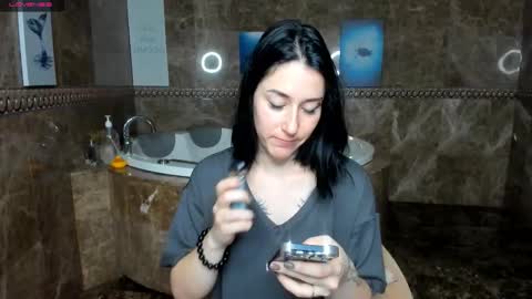 Adel online show from October 4, 2:53 am