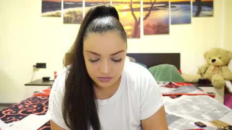 Adellineee online show from January 6, 10:01 pm