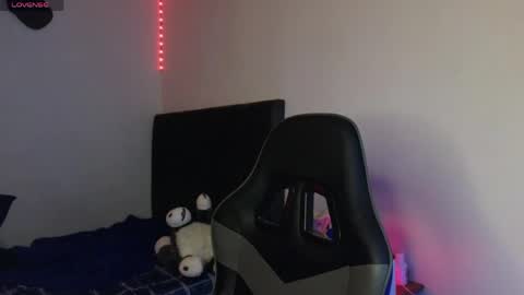 Ades online show from April 16, 4:02 am