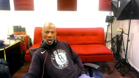 Snapshot of adick_ting chatting on November 7, 6:57 am adick_ting online show from November 7, 6:57 am