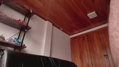 Juan online show from April 15, 3:19 pm
