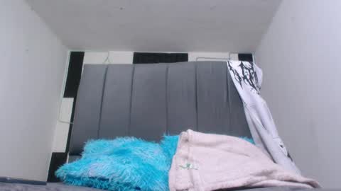 Snapshot of adonis_latin_19 chatting on June 3, 3:20 am adonis_latin_19 online show from June 3, 3:20 am