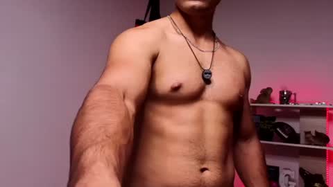 adonixxx04 online show from August 5, 12:46 am