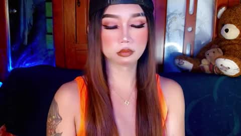 jasmine online show from January 15, 1:52 pm