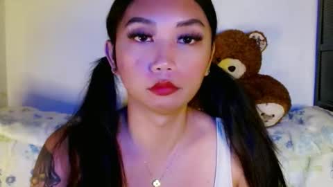 Snapshot of adorableslutxxx chatting on January 17, 11:41 pm jasmine online show from January 17, 11:41 pm