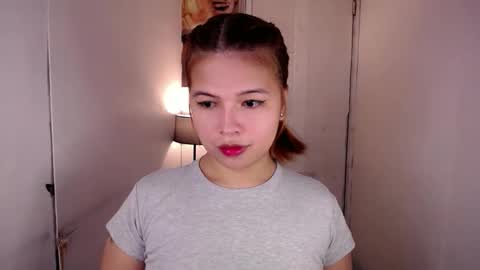 adorabletsforyouxx online show from October 25, 4:09 am