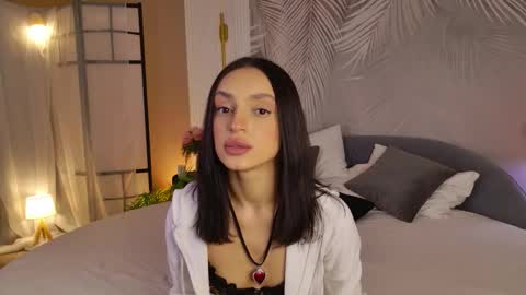 adoracortes online show from November 11, 5:07 am