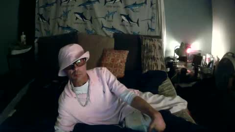 Snapshot of adownsouthlover1 chatting on March 1, 4:14 am adownsouthlover1 online show from March 1, 4:14 am