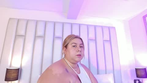 ANDREA PEREZ online show from March 29, 11:43 am