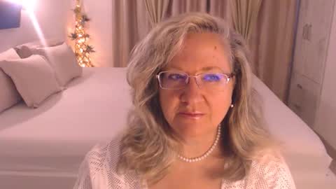 Cryna online show from October 2, 4:19 am