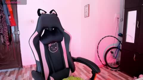 Adrena10 online show from April 11, 3:49 pm