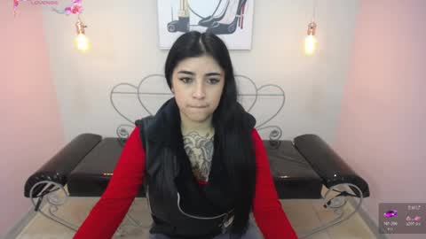 Snapshot of adri_gomez_1 chatting on April 26, 12:36 pm Adri online show from April 26, 12:36 pm