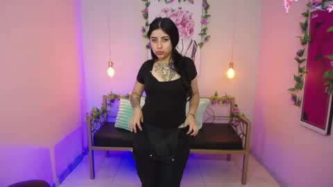 Snapshot of adri_gomez_1 chatting on June 27, 11:59 am Adri online show from June 27, 11:59 am