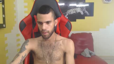 adri_sexboy online show from December 19, 4:13 pm
