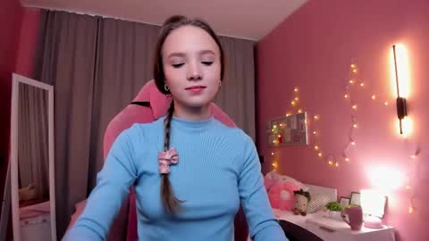 Eva online show from November 23, 7:30 am