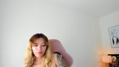 Adriana online show from September 28, 2:00 pm