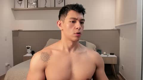 Adrian del Mar online show from March 22, 4:43 pm