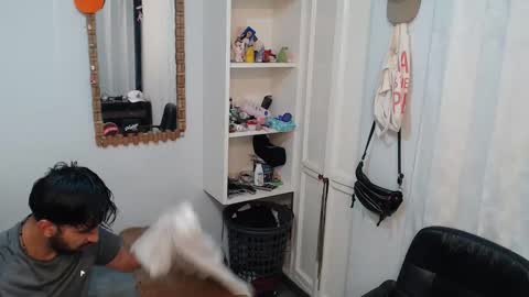 Adrian Falcon online show from April 16, 9:39 pm