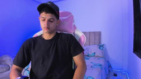 ADRIAN online show from April 4, 6:49 pm