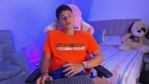 Snapshot of adrian_prime_ chatting on April 18, 7:07 pm ADRIAN online show from April 18, 7:07 pm