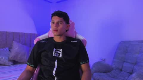 Snapshot of adrian_prime_ chatting on May 1, 7:18 pm ADRIAN online show from May 1, 7:18 pm