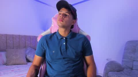 Snapshot of adrian_prime_ chatting on May 4, 7:32 pm ADRIAN online show from May 4, 7:32 pm