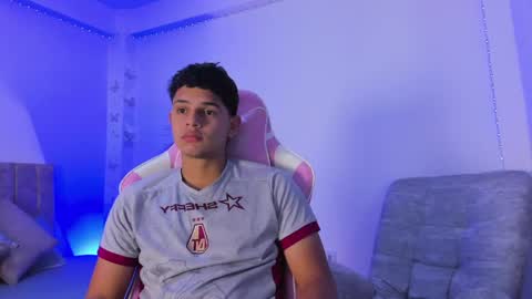Snapshot of adrian_prime_ chatting on May 20, 6:47 pm ADRIAN online show from May 20, 6:47 pm