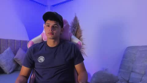Snapshot of adrian_prime_ chatting on May 21, 6:48 pm ADRIAN online show from May 21, 6:48 pm