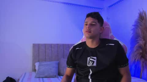 Snapshot of adrian_prime_ chatting on June 2, 7:16 pm ADRIAN online show from June 2, 7:16 pm