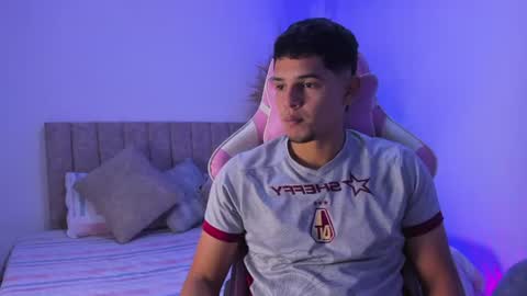 Snapshot of adrian_prime_ chatting on June 26, 7:07 pm ADRIAN online show from June 26, 7:07 pm